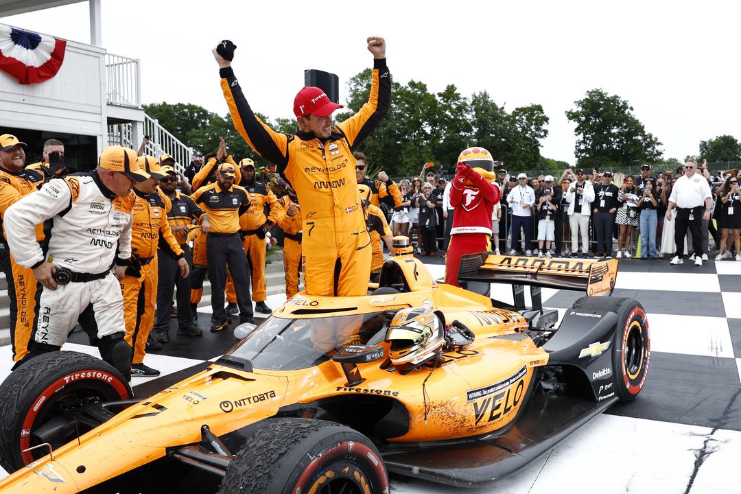 IndyCar Road America: Christian Lundgaard wins after contact